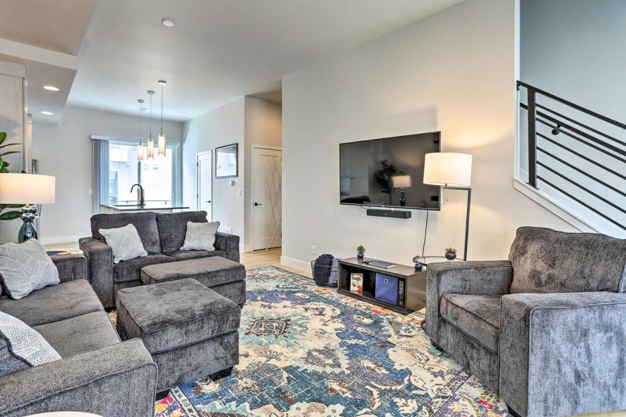 Trendy Denver Townhome - Walk To Mile High Stadium Екстер'єр фото