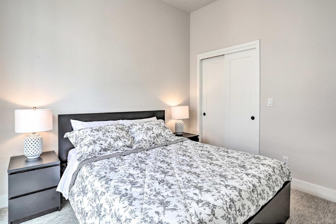 Trendy Denver Townhome - Walk To Mile High Stadium Екстер'єр фото