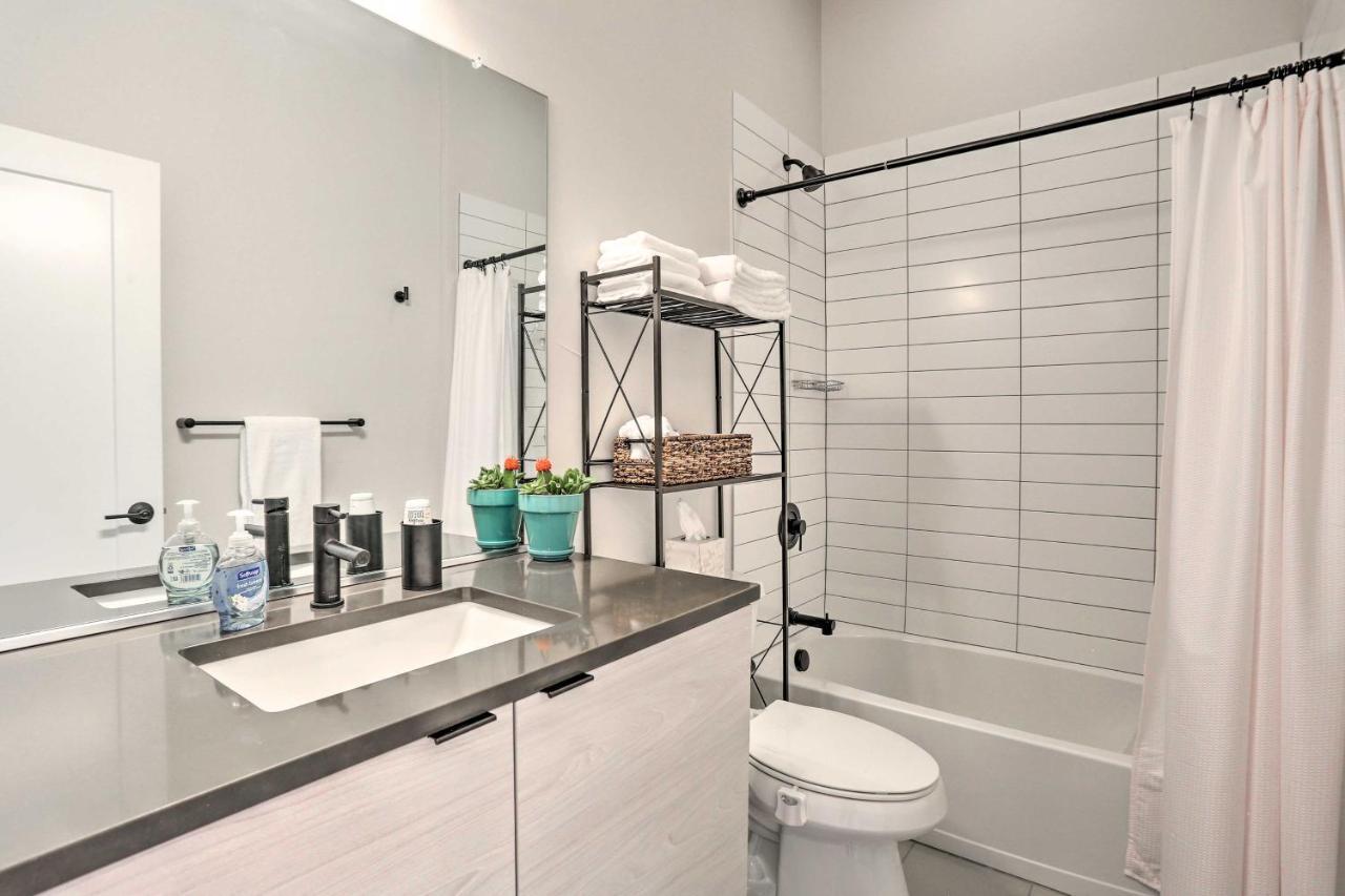 Trendy Denver Townhome - Walk To Mile High Stadium Екстер'єр фото